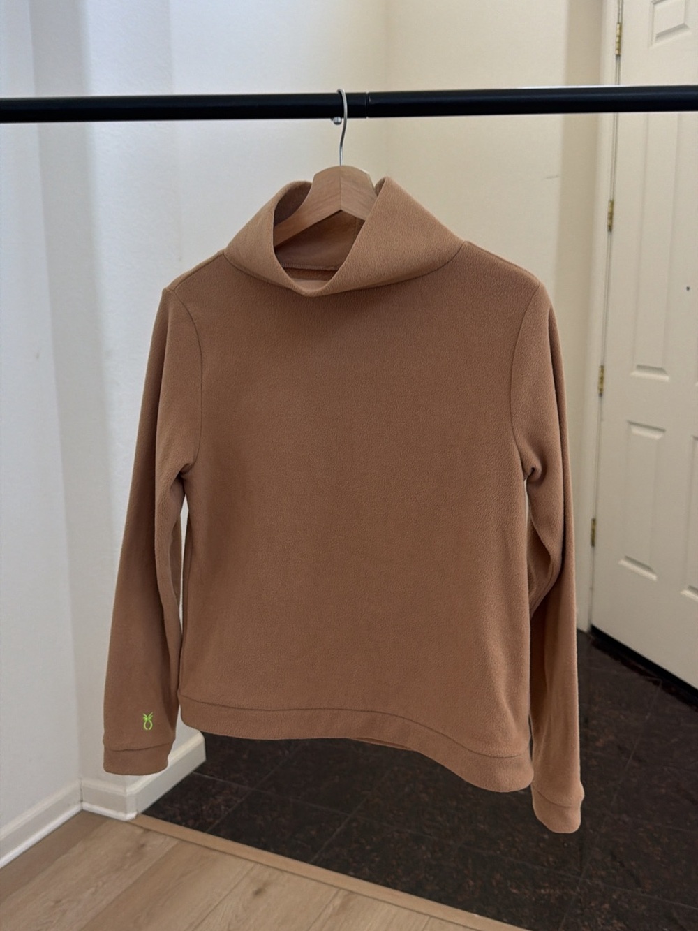 Dudley Stephen’s Park Slope Turtleneck Size S - Picture 4 of 6